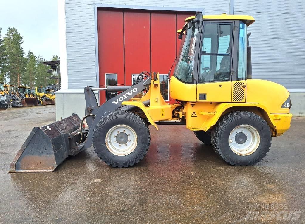 Volvo L30B AURALLA Ładowarki kołowe