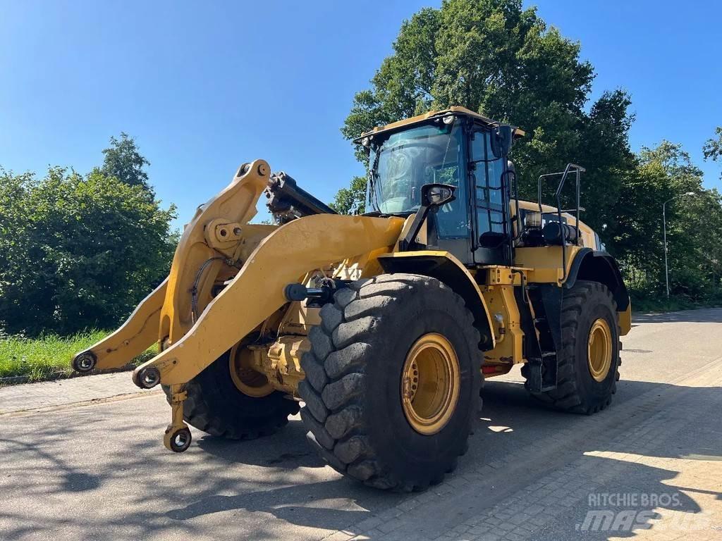 CAT 966M Ładowarki kołowe