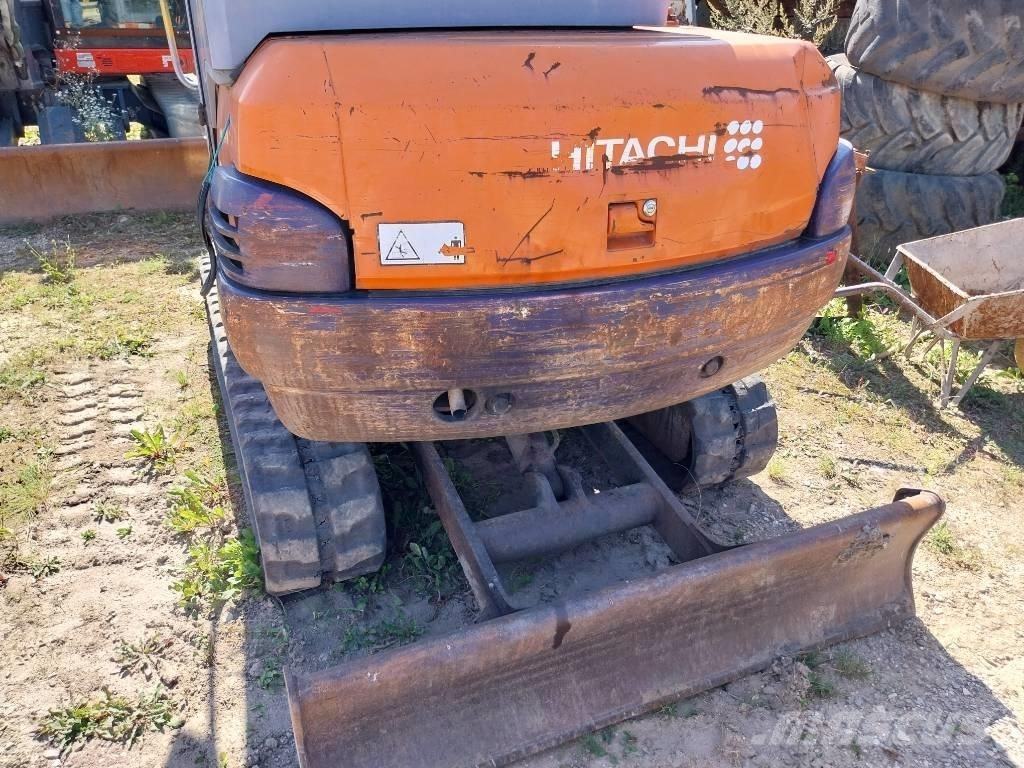Hitachi EX 30-2 Minikoparki