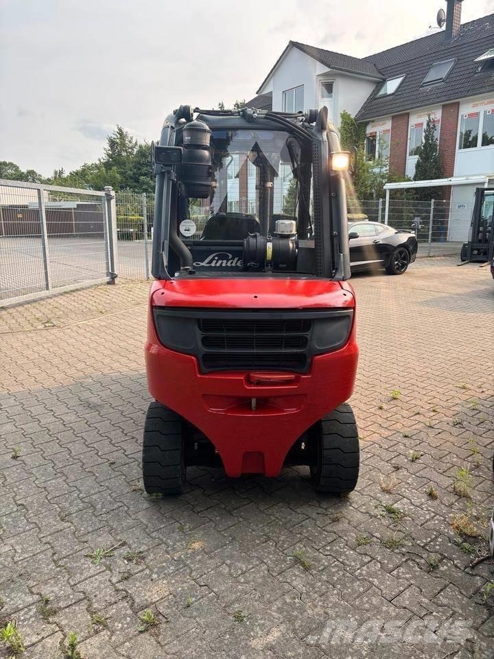 Linde H 30 D Wózki Diesla