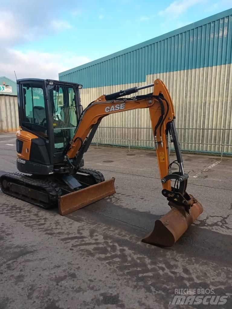 CASE CX 25 D Minikoparki