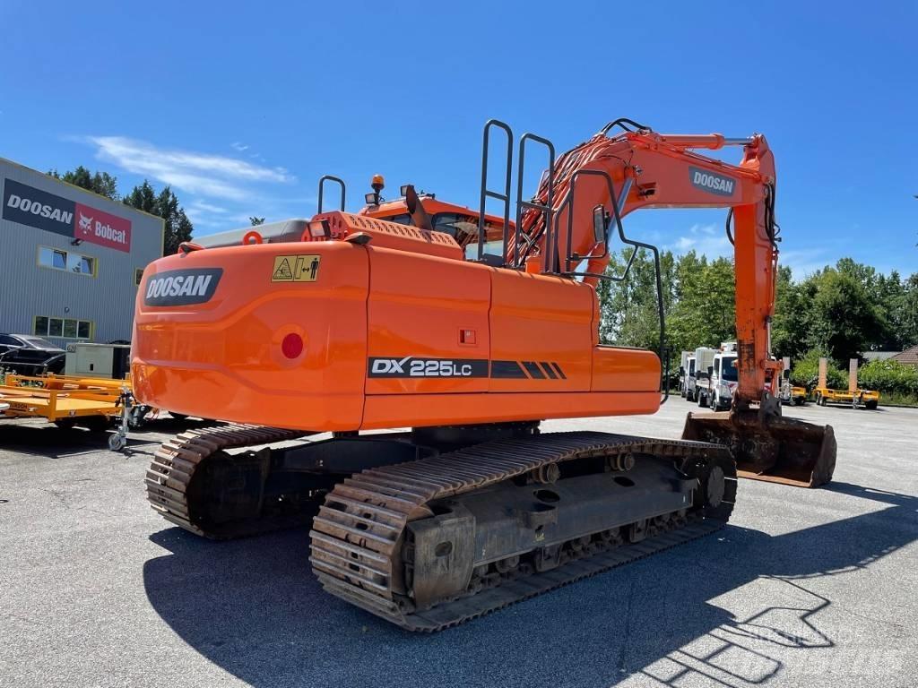 Doosan DX 225 LC-3 Koparki gąsienicowe