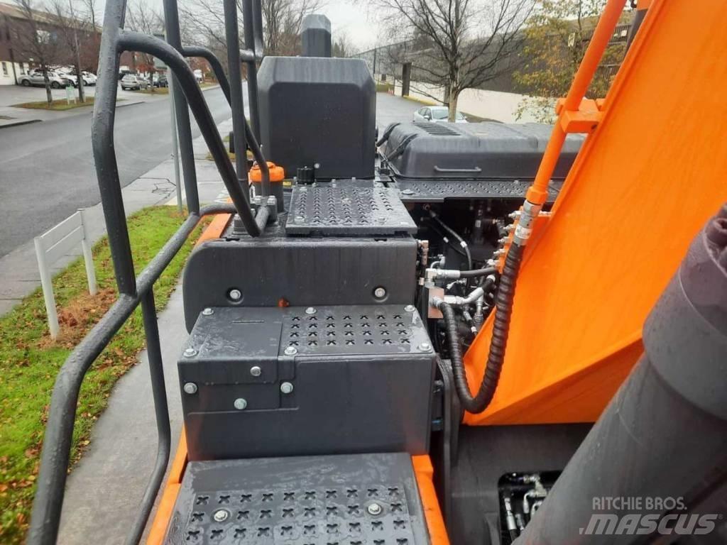 Doosan Dx140W-7 Koparki kołowe