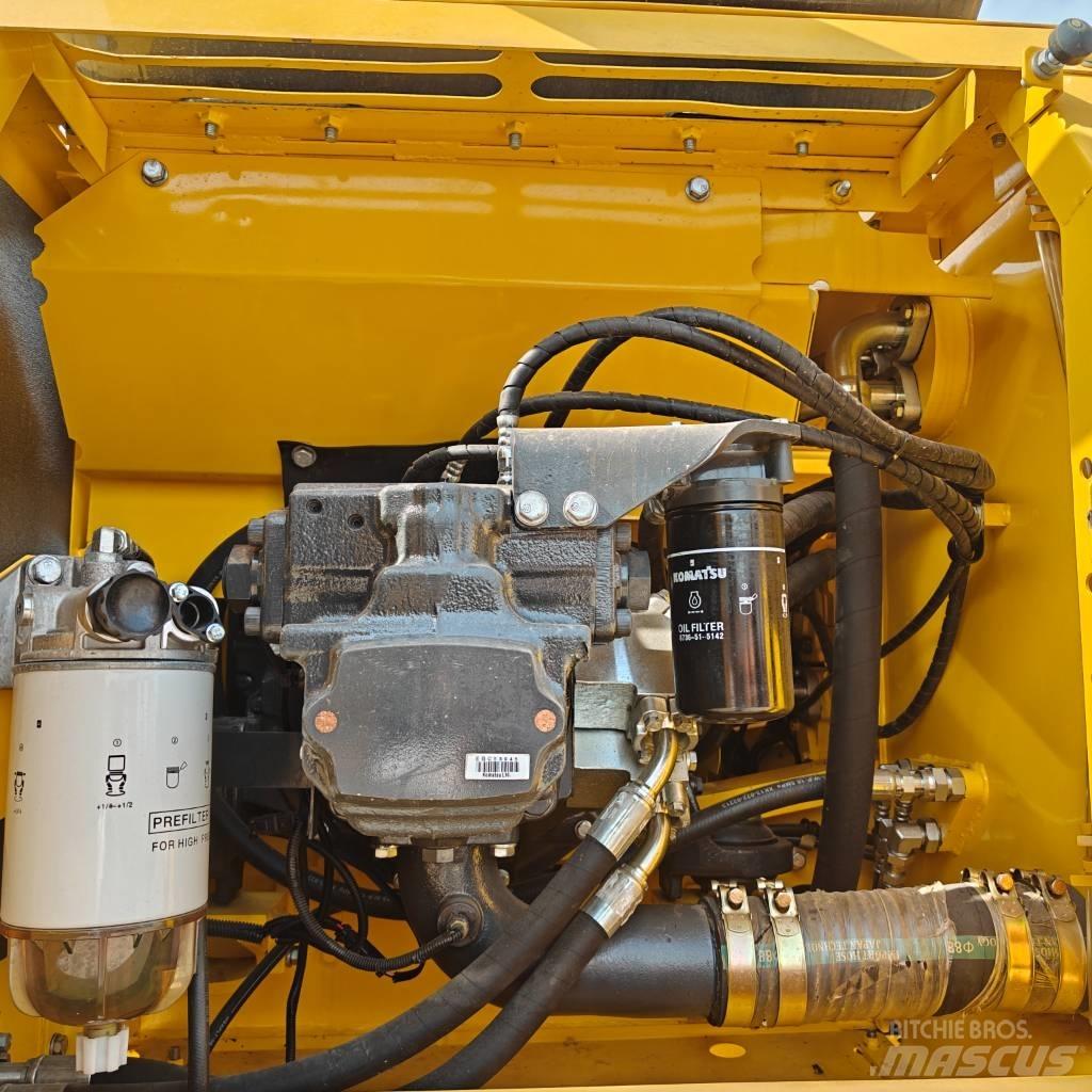 Komatsu 200-8N1 Koparki gąsienicowe