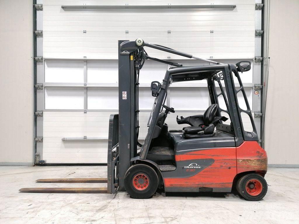 Linde E30-01 Wózki elektryczne