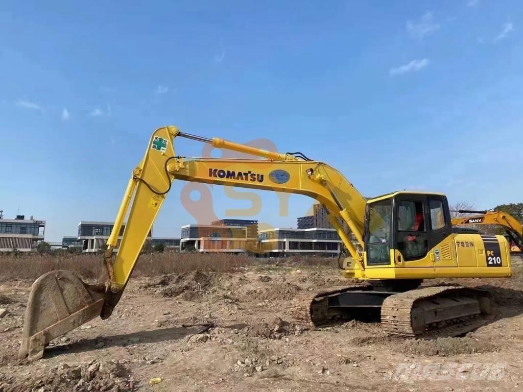 Komatsu PC 210-7 Koparki gąsienicowe