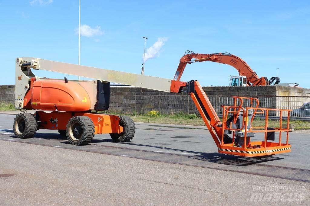 JLG 800AJ Podnośniki przegubowe