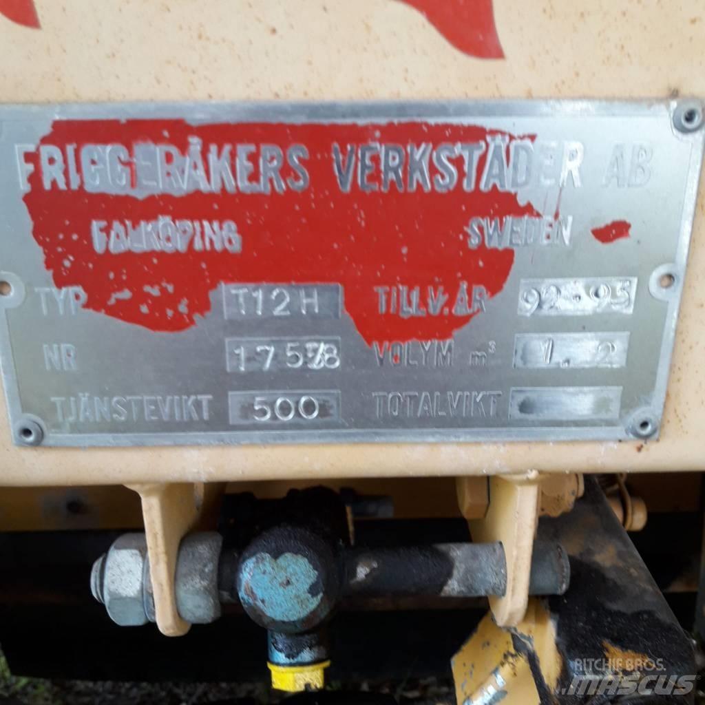 Falköping T12H Piaskarki i solarki