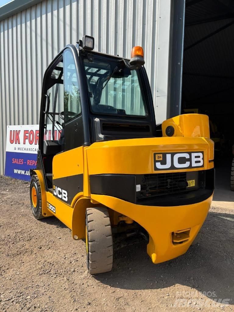 JCB TLT 30 D Ładowarki teleskopowe