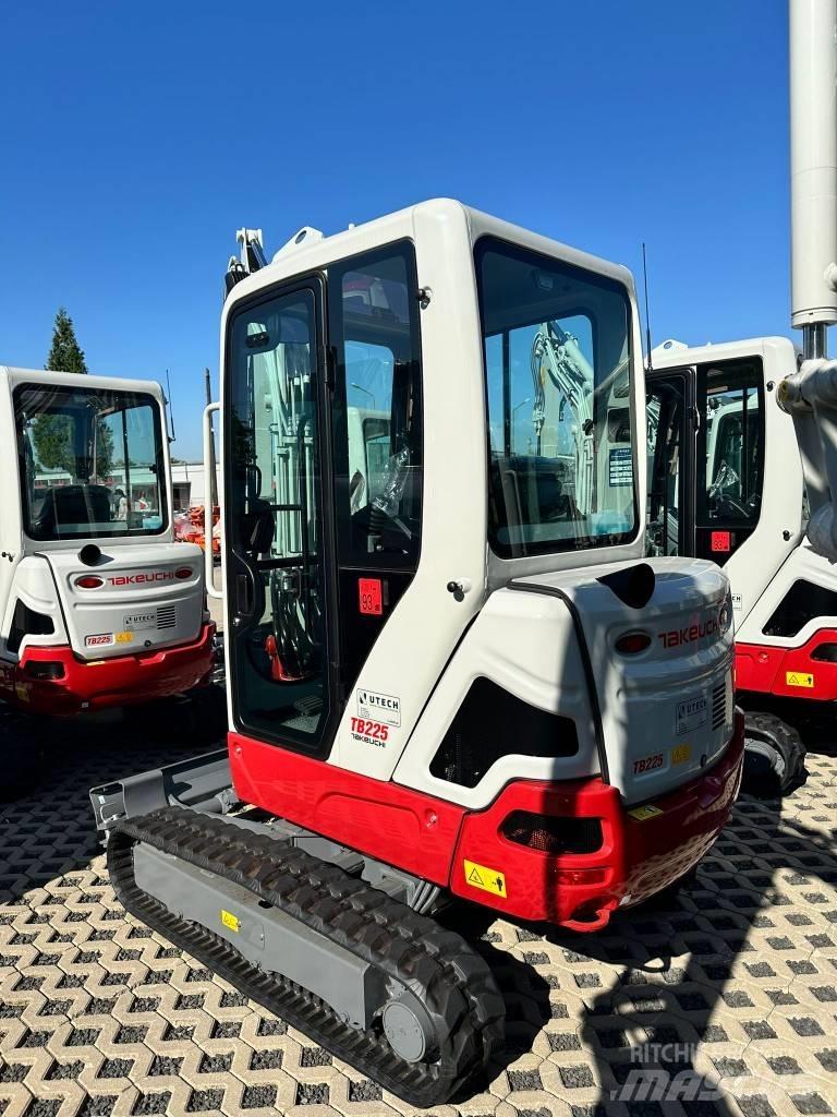 Takeuchi TB225 V3 Minikoparki