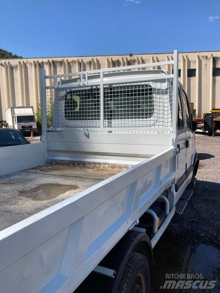 Renault Mascott 130 Pick-upy / Pojazdy z otwieranymi burtami