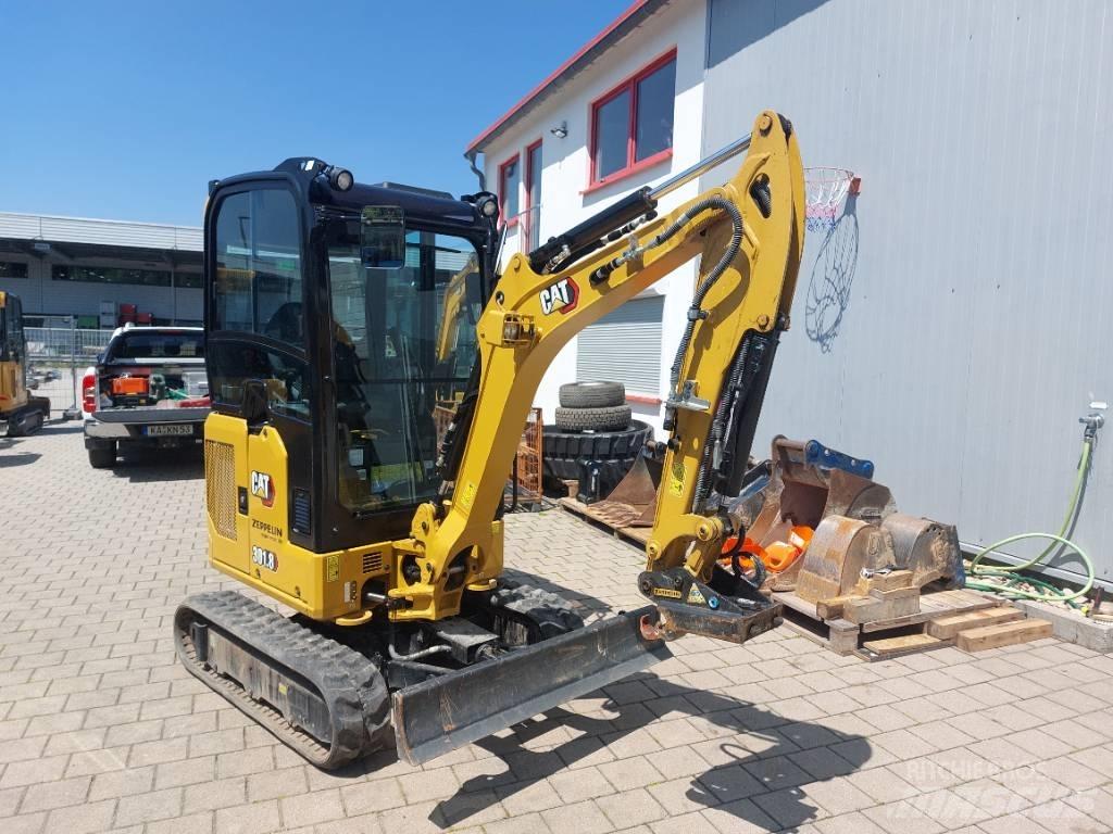 CAT 301.8 Minikoparki