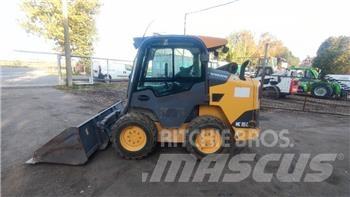 Volvo MC 115 C Ładowarki burtowe