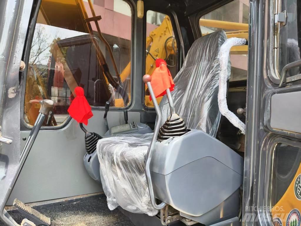 Komatsu PC 60 Koparki gąsienicowe