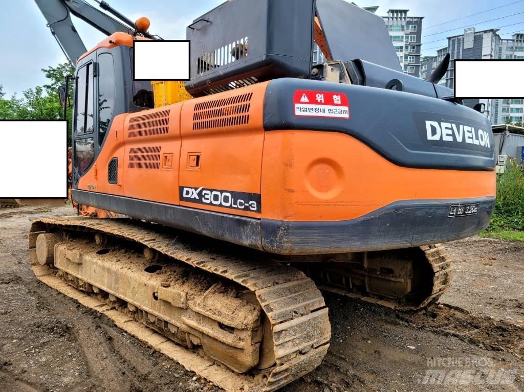 Doosan DX 300 LCA Koparki gąsienicowe