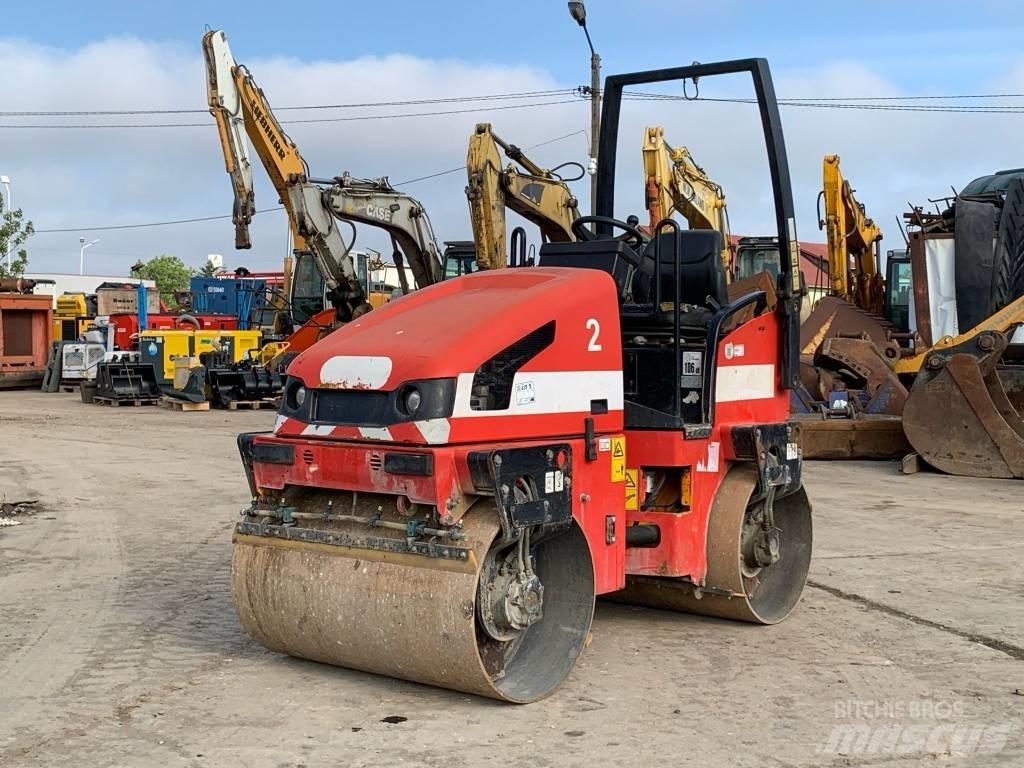 JCB VMT 260 Walce dwubębnowe