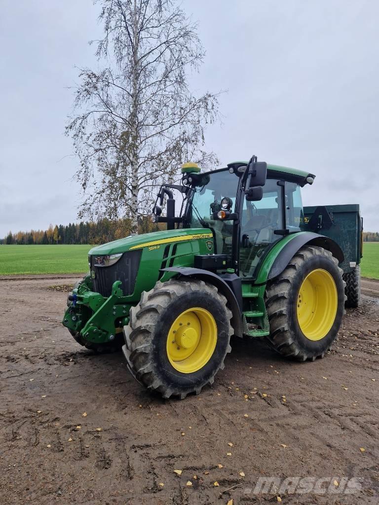 John Deere 5125R Ciągniki rolnicze