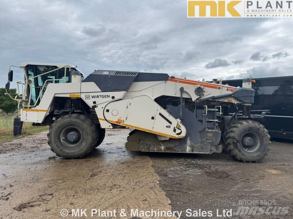 Wirtgen WR 200i Recyklery do asfaltu