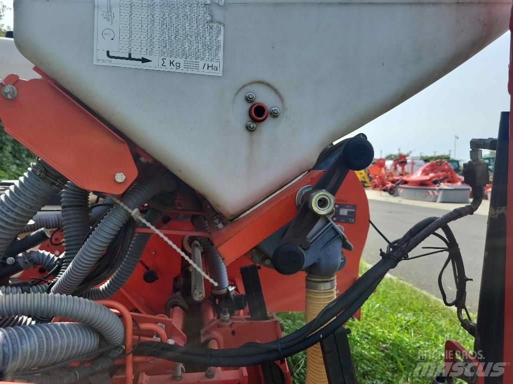 Kuhn Planter 3 Siewniki punktowe