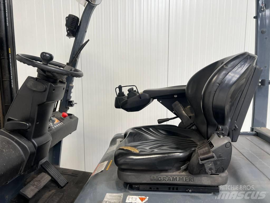 Toyota 8FBMT25 Wózki elektryczne