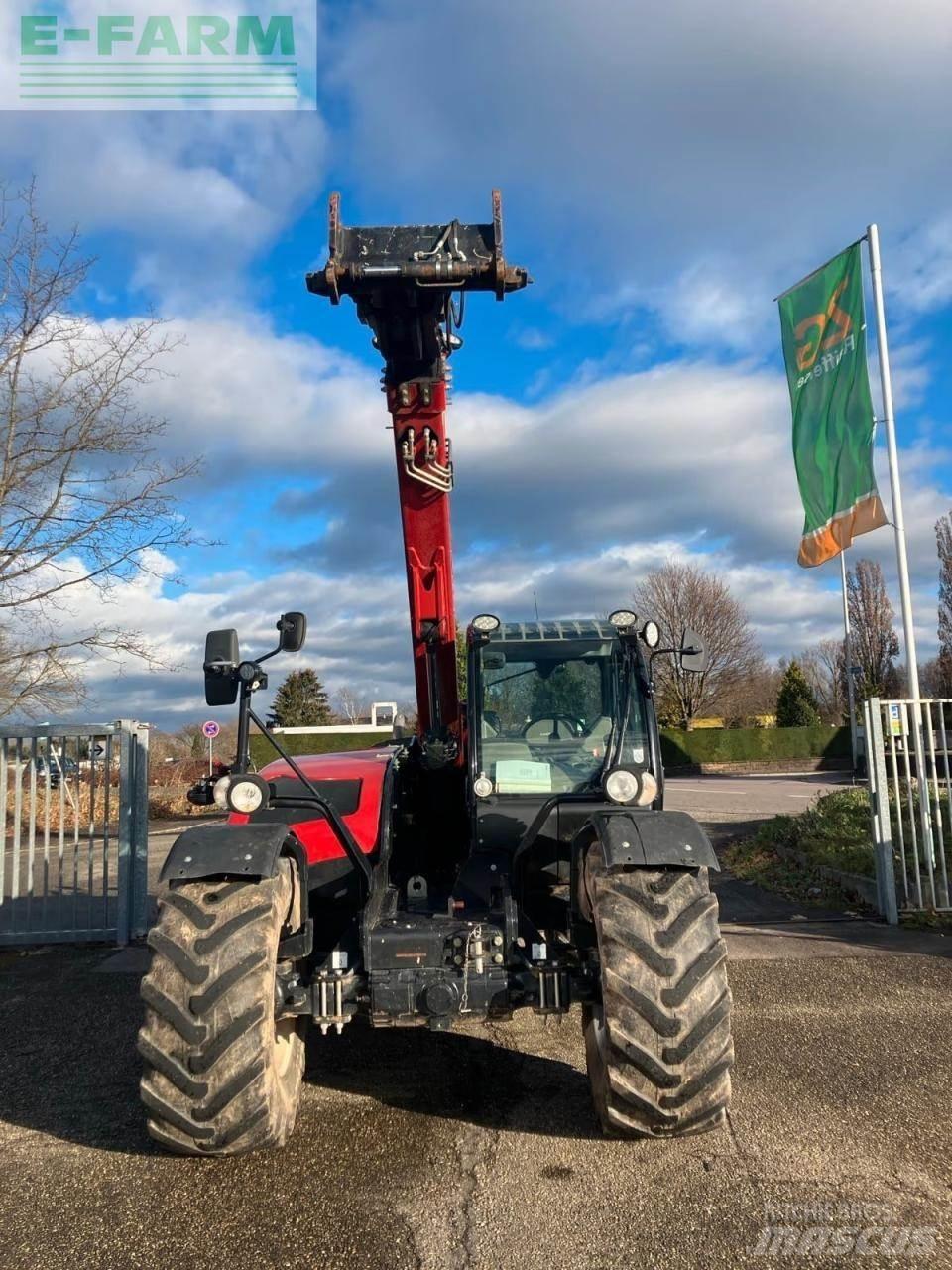 Case IH 635 Ładowarki rolnicze
