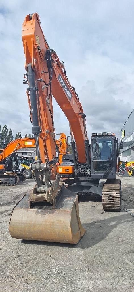 Doosan DX 225 LC-7 Koparki gąsienicowe