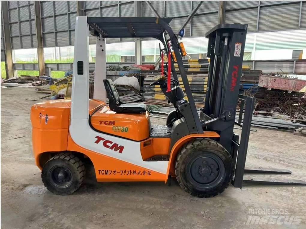 TCM FD 30 Wózki Diesla