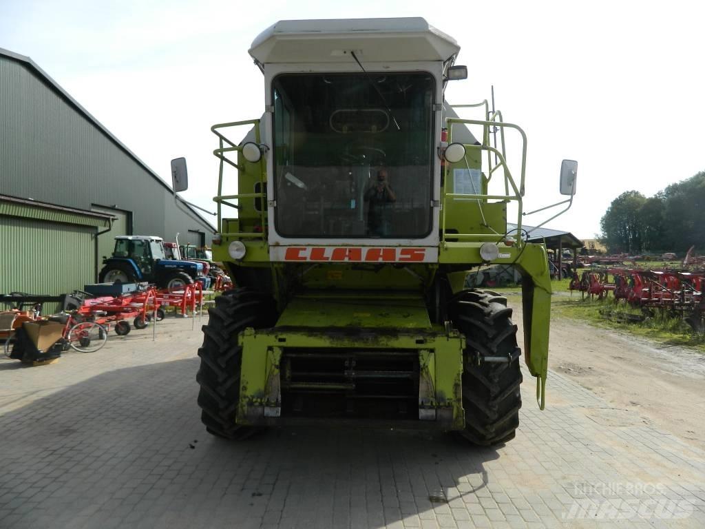 CLAAS Dominator 86 Kombajny zbożowe