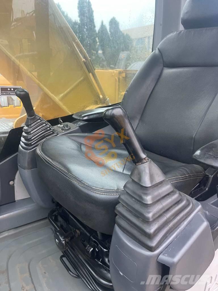 CAT 320 D Koparki gąsienicowe