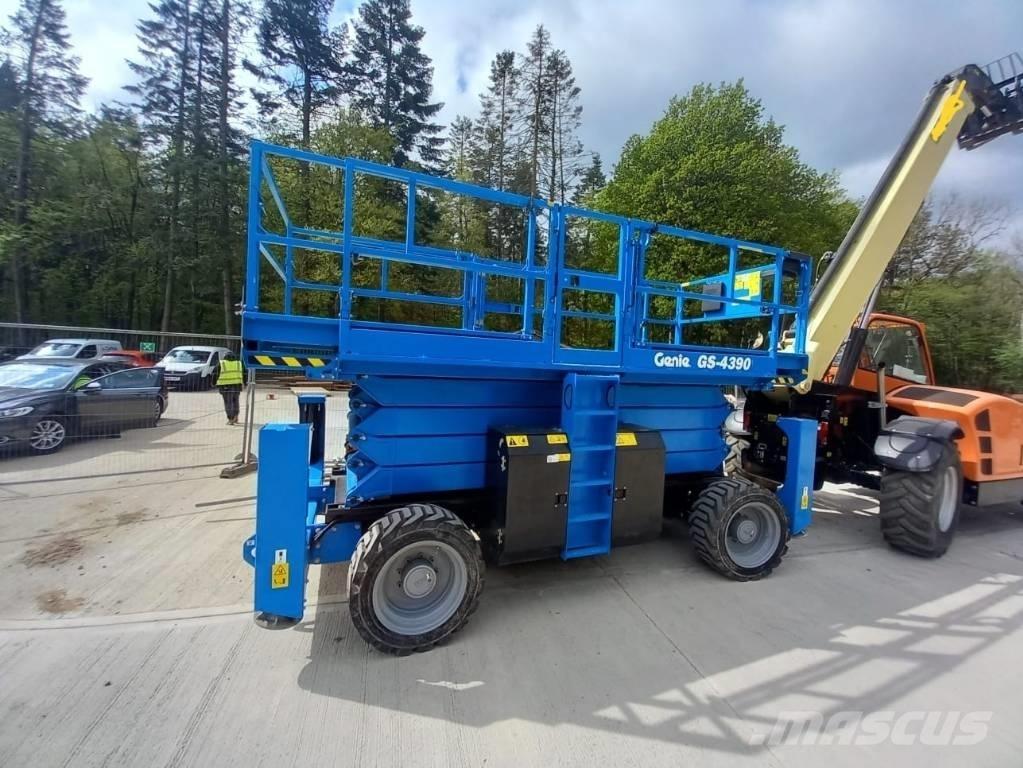 Genie GS 4390 RT Podnośniki nożycowe