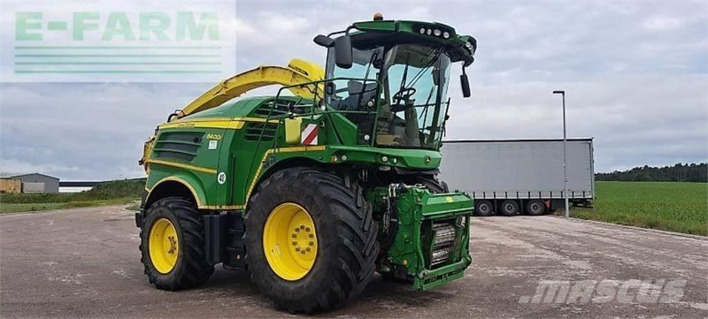 John Deere 8400 Sieczkarnie samojezdne