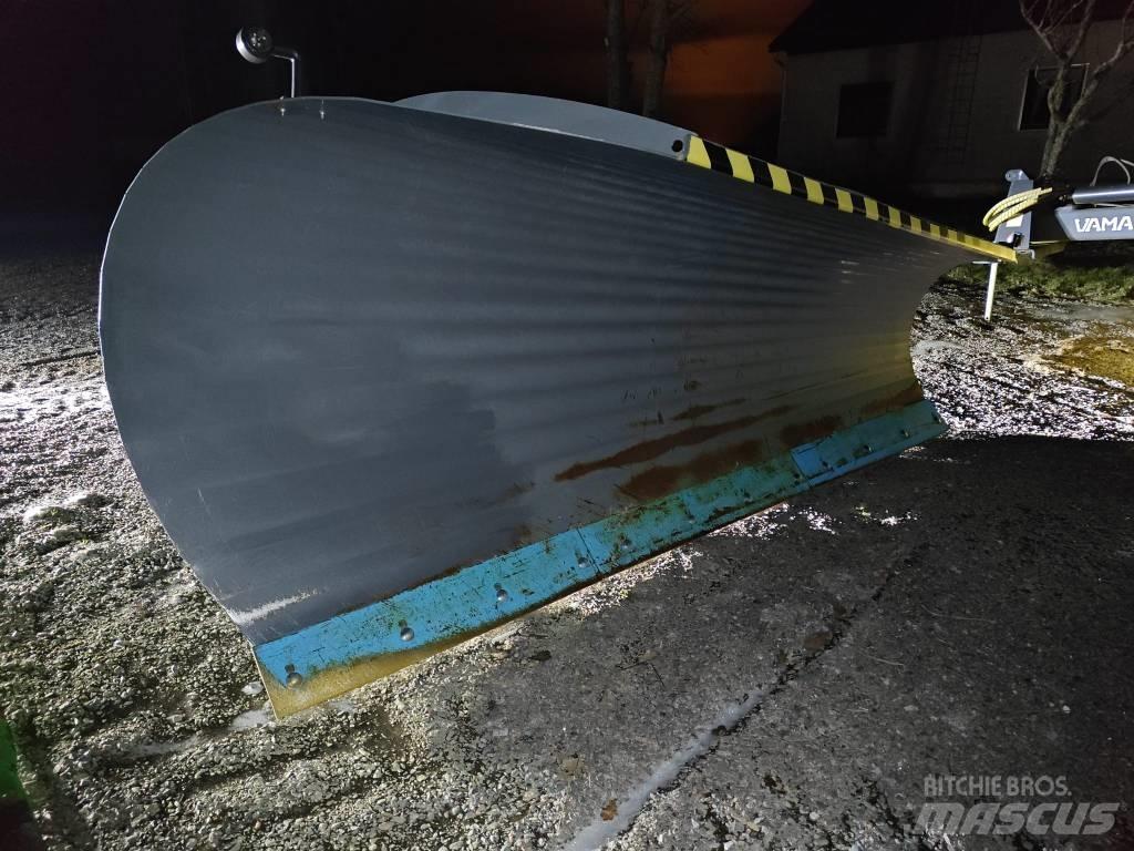 Snowek U320 alueaura Lemiesze i pługi śnieżne