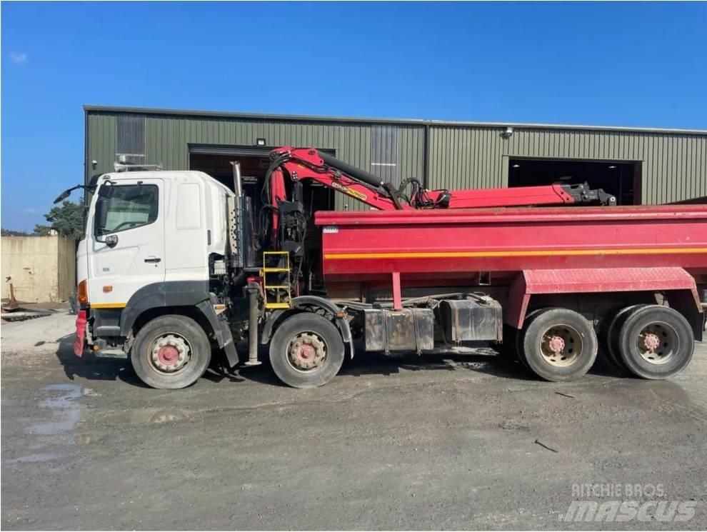 Hino 700 Series Żurawie samochodowe