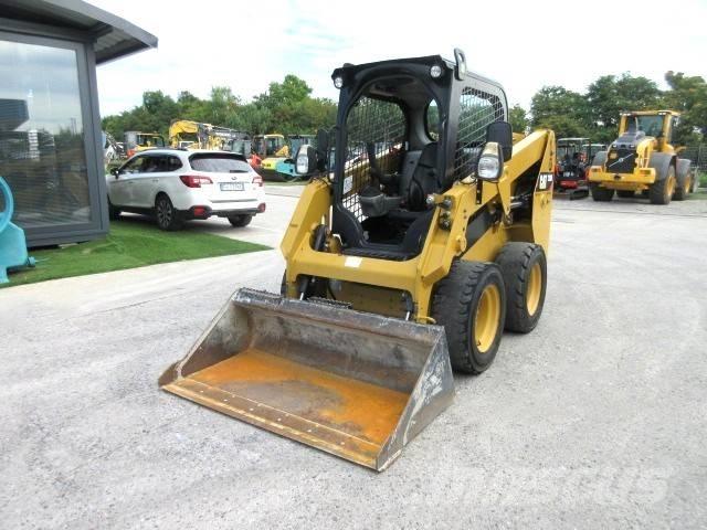 CAT 226 D Ładowarki burtowe