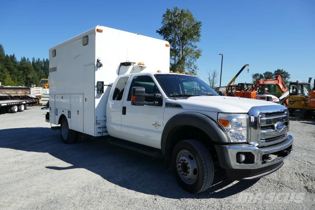 Ford F 550 Pojazdy komunalne
