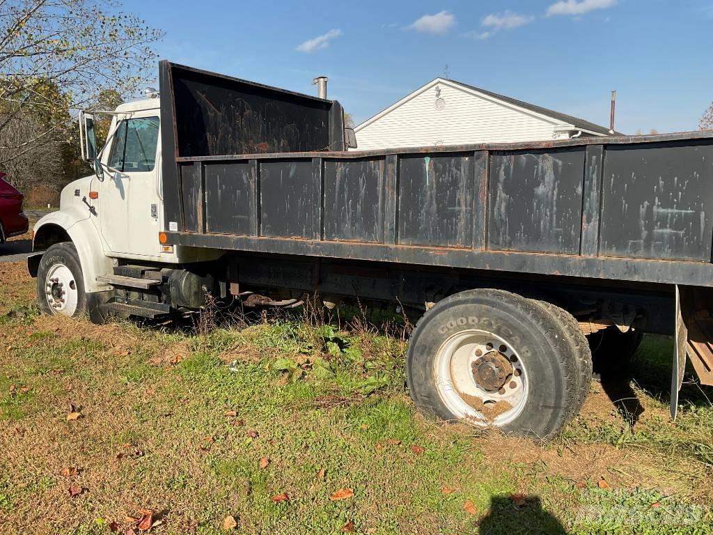 International 4900 Wywrotki