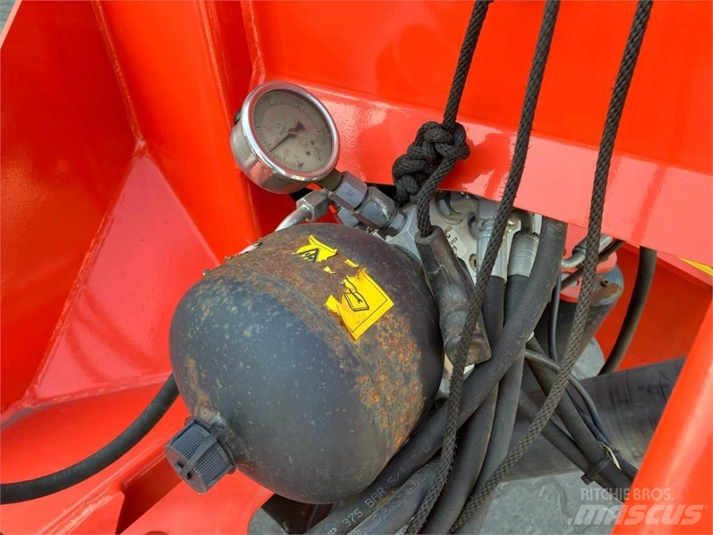 Kuhn GMD 8730FF Kosiarki ze wstępną obróbka paszy