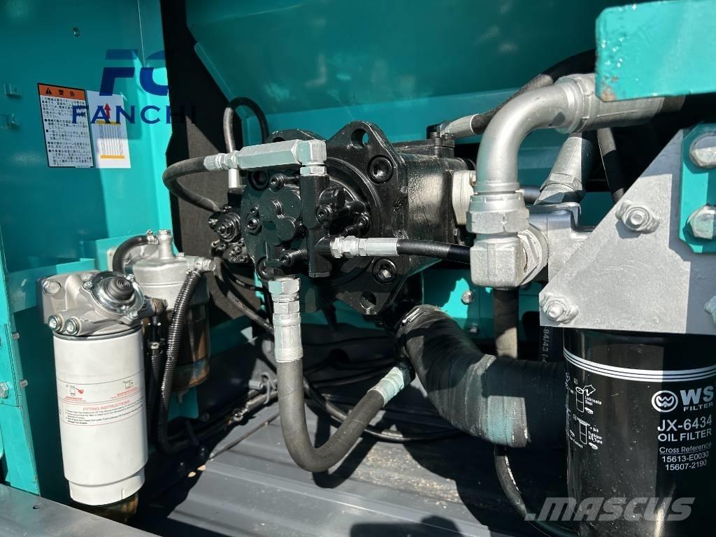 Kobelco SK 200 Koparki gąsienicowe