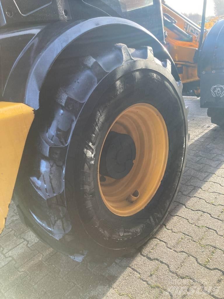 JCB TM 310 S Ładowarki rolnicze