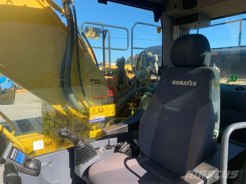 Komatsu HB 215 LC-3 Koparki gąsienicowe