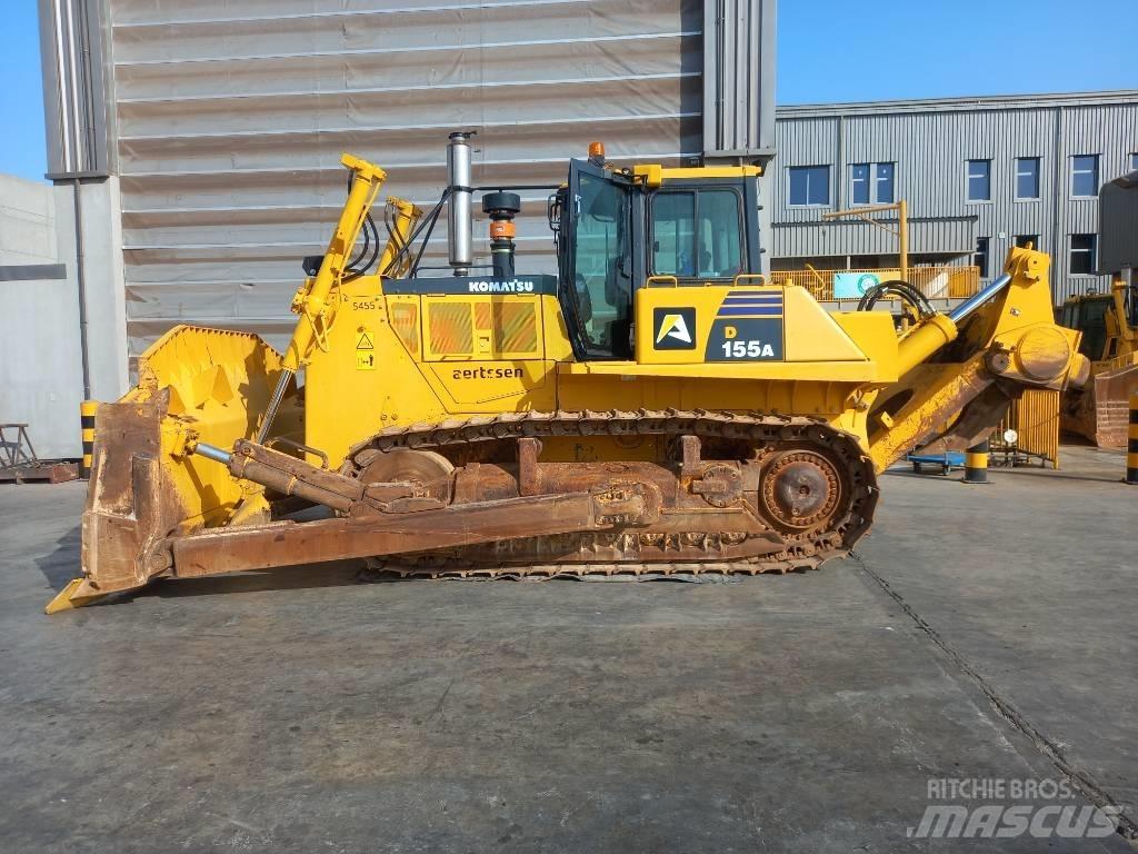 Komatsu D155A-6R Spycharki gąsienicowe