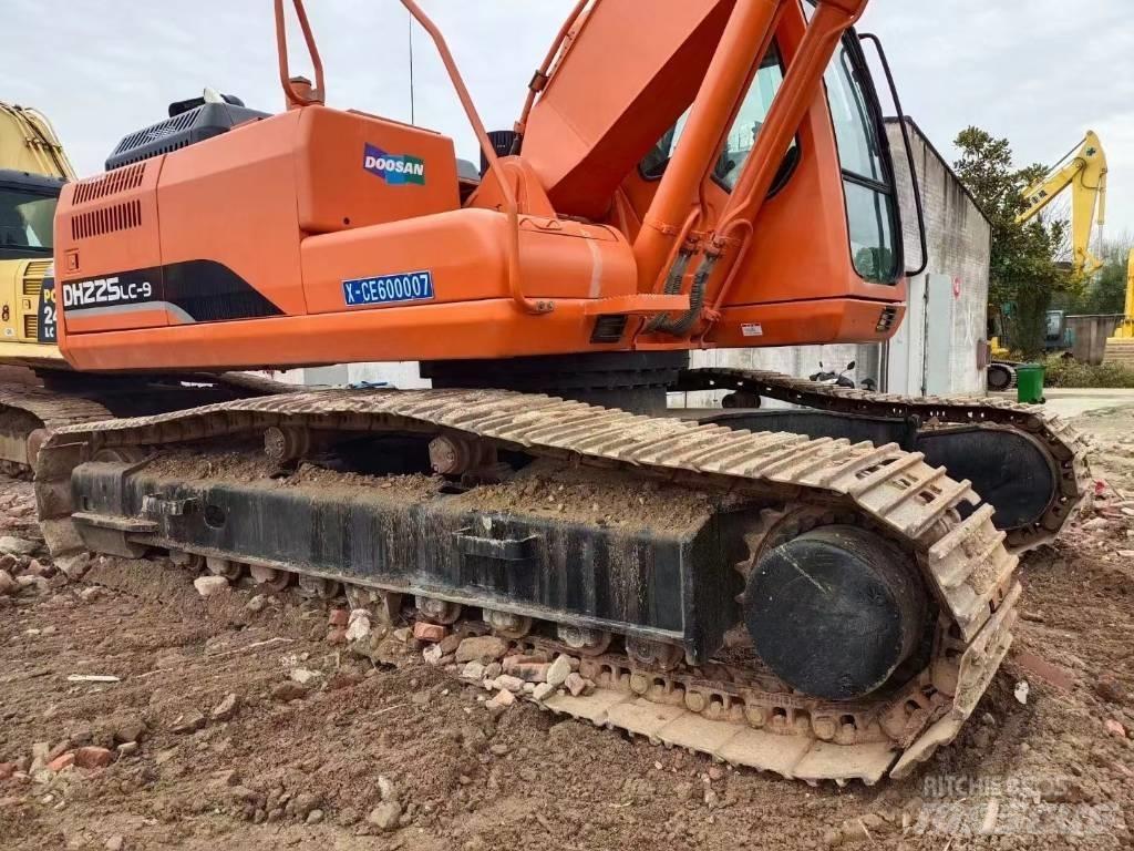 Doosan DX 225LC-9C Koparki gąsienicowe