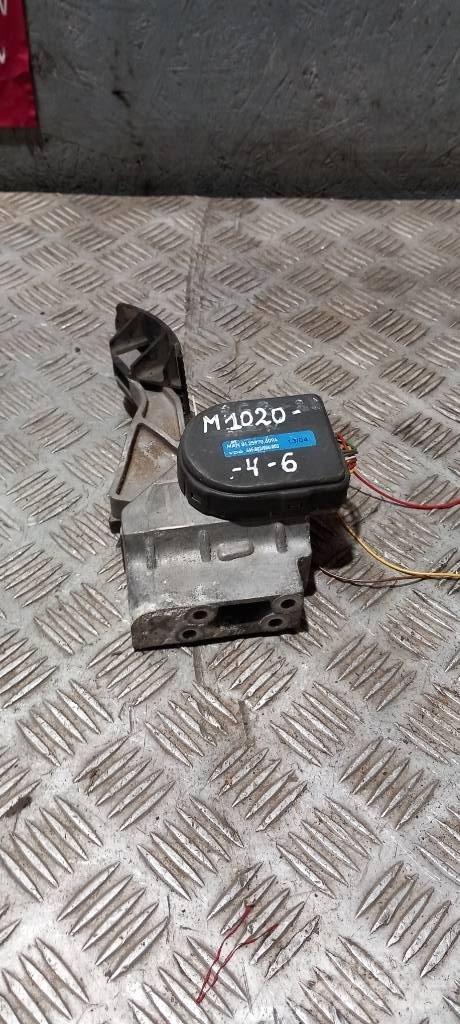 MAN TGA    81259706094 Kabiny i wnętrze
