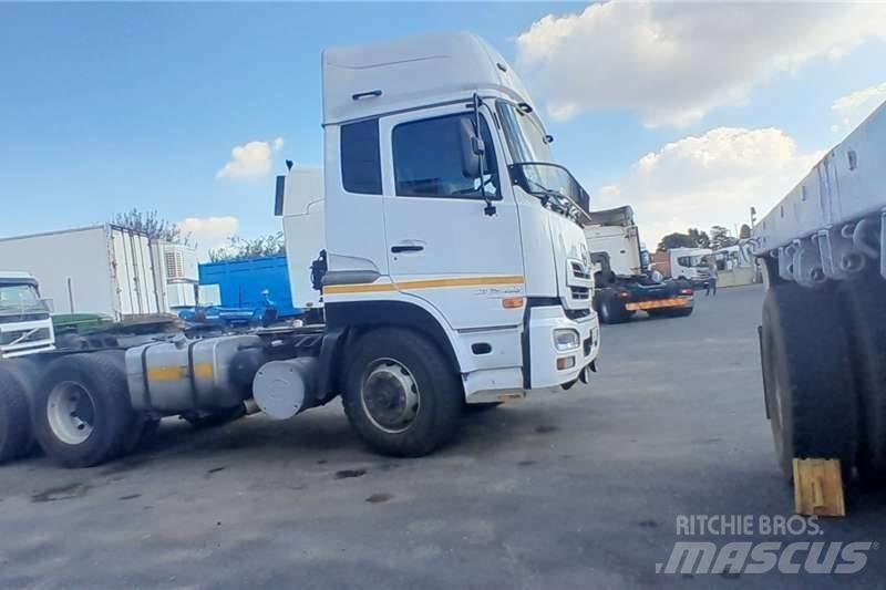 UD QUESTER GWE440 Inne