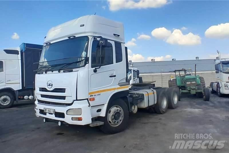 UD QUESTER GWE440 Inne