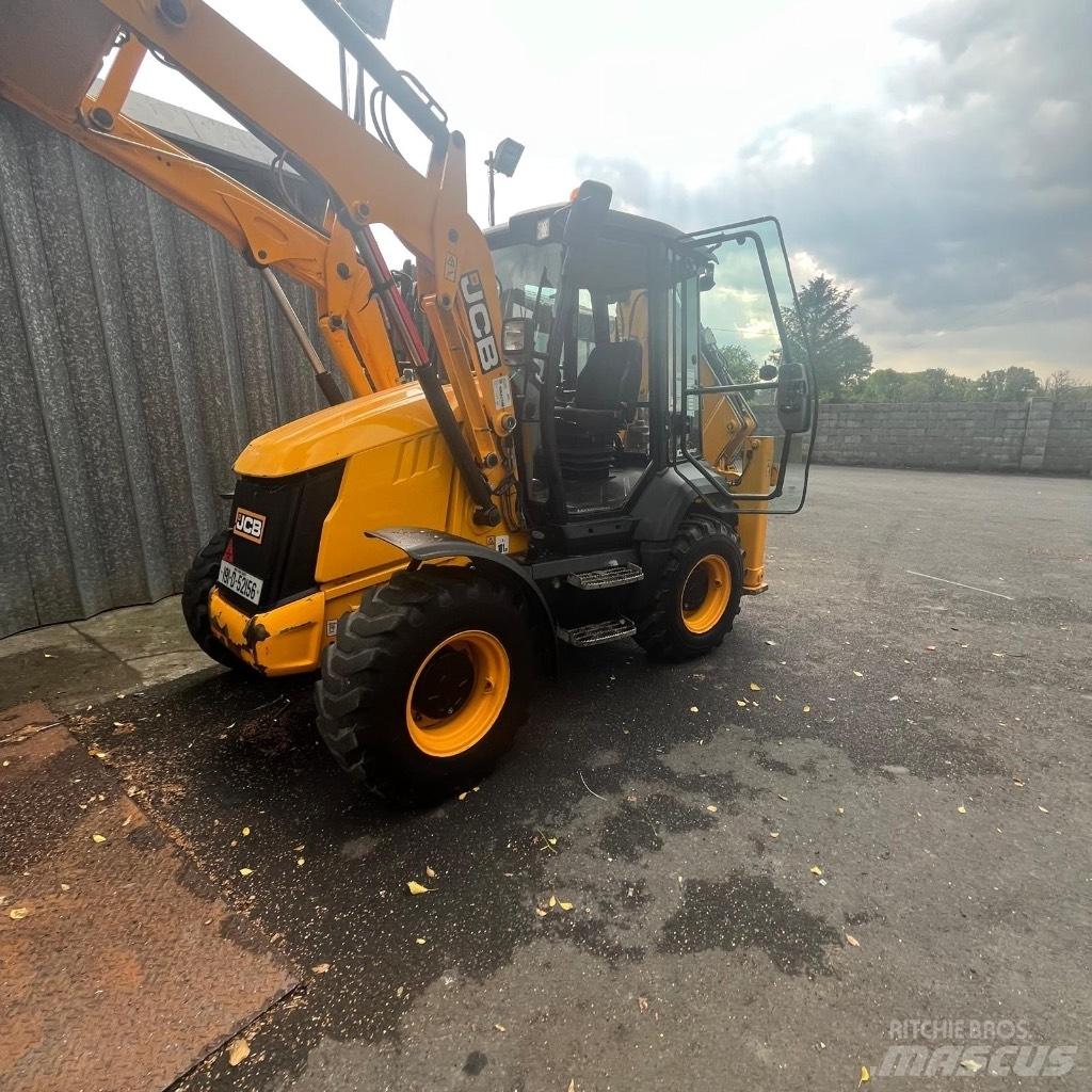 JCB 3CX Compact Koparko-ładowarki