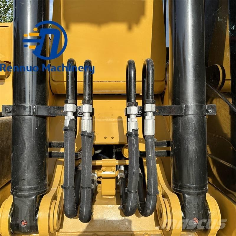CAT 320 D2 Koparki gąsienicowe