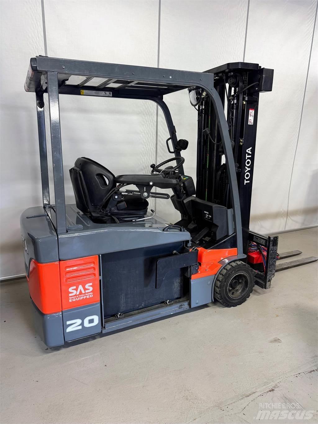 Toyota 7FBEF20 Wózki elektryczne