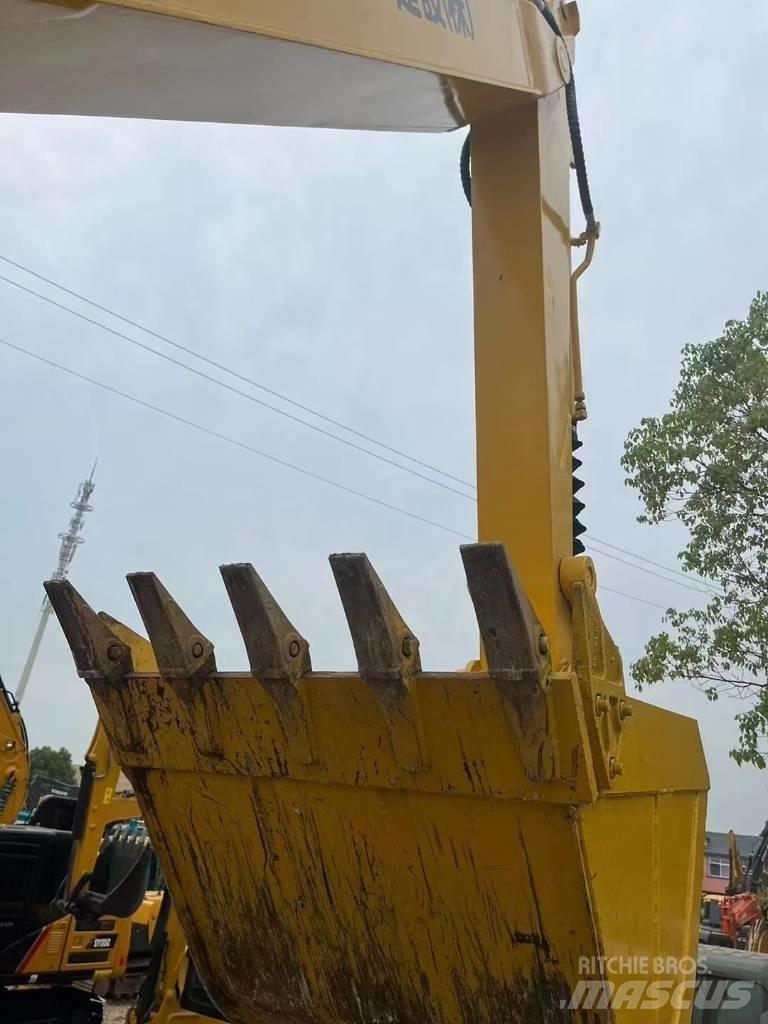Komatsu PC70-8 Koparki gąsienicowe