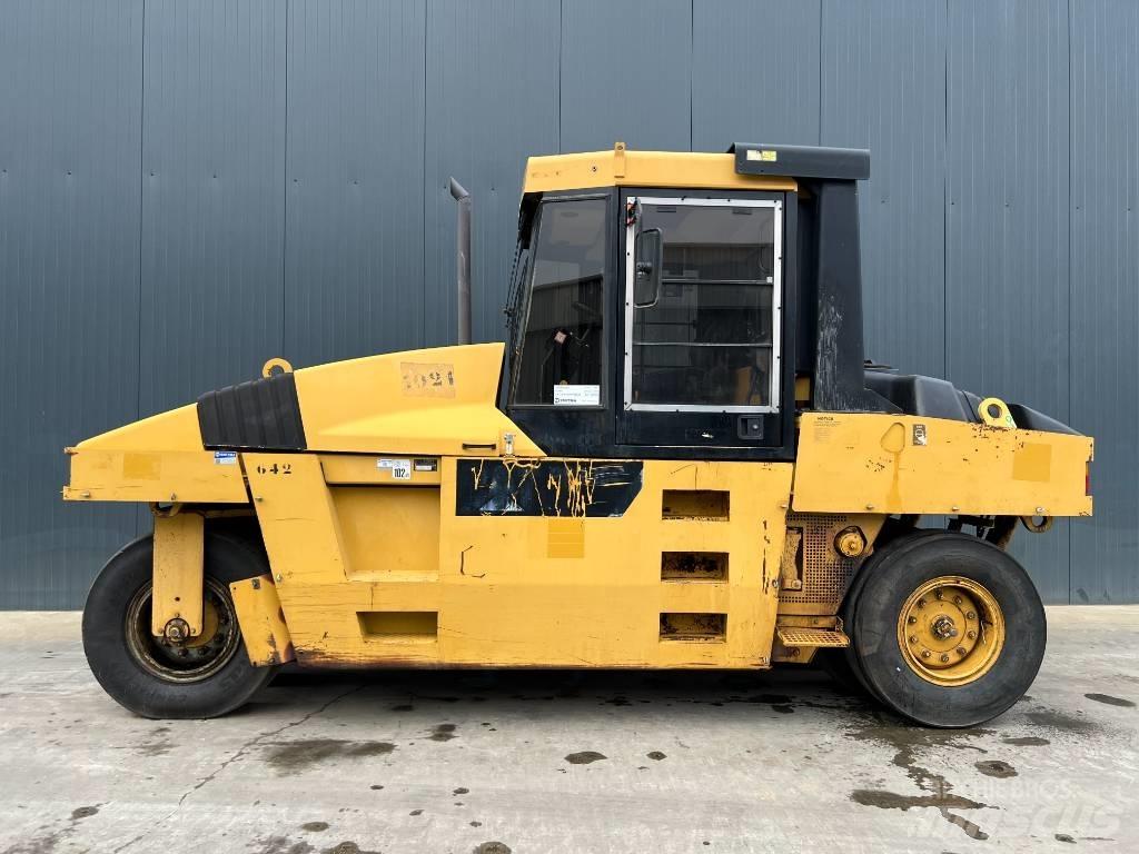CAT PS300C Walce ogumione